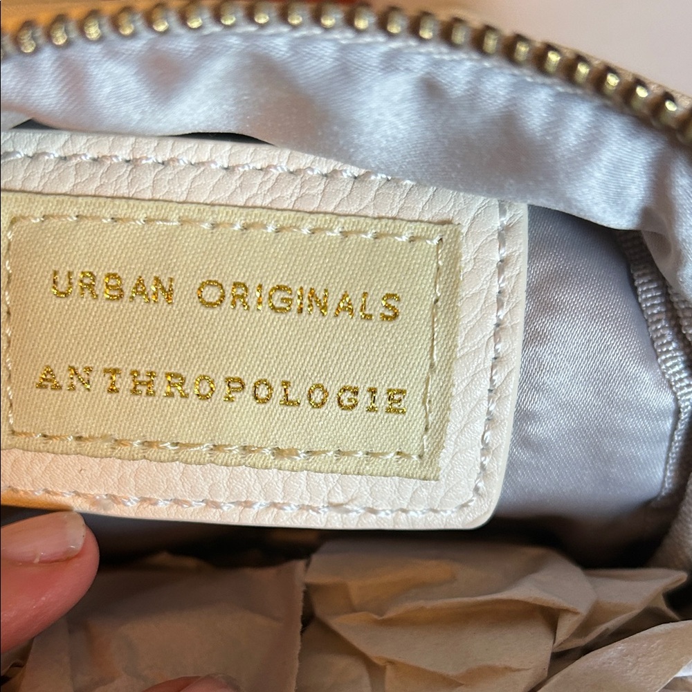 Anthropology Urban Originals Ivory Crossbody Bag with Patterned Strap - Picture 4 of 7